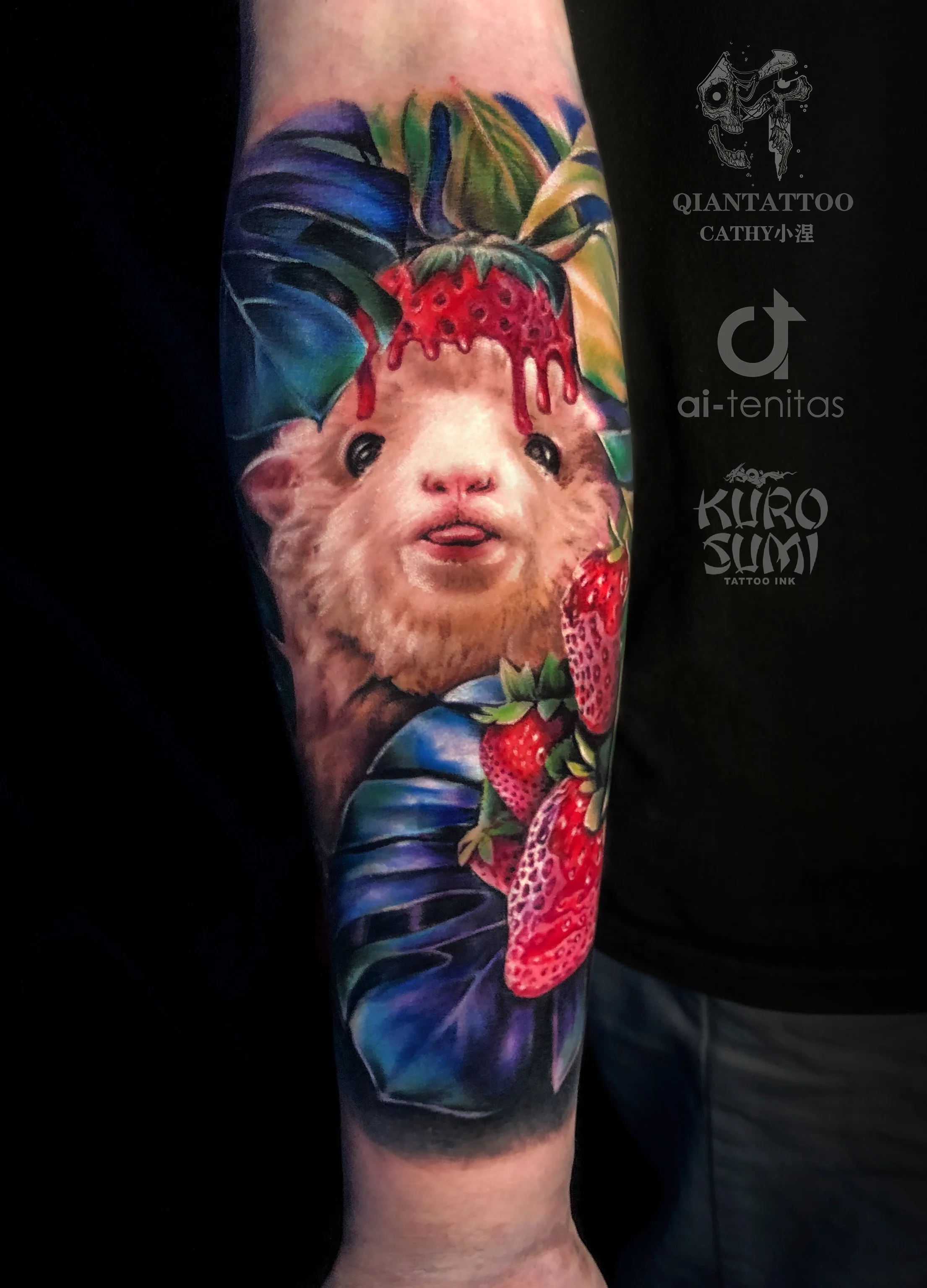 Cathy Tattoo Chongqing artist 'CATHY小姐' at QIANTAITOO studio, creating realistic tattoos with KURO SUMI ink.